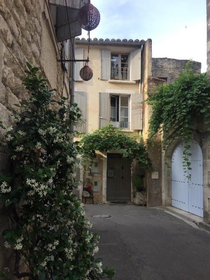 Apartamento Le Lapin Blanc Saint-Rémy-de-Provence Exterior foto